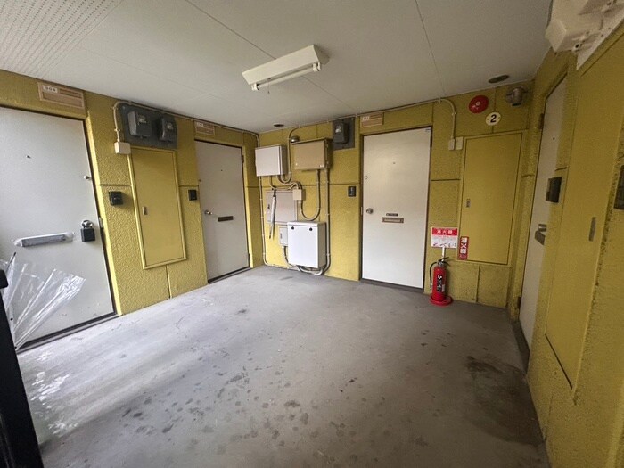 ツインスタ－アベニュ－の物件外観写真