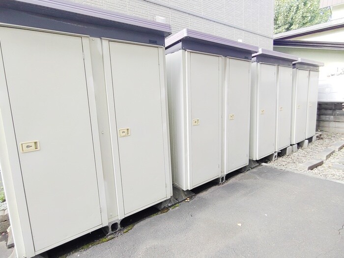 平岸ハイツの物件外観写真