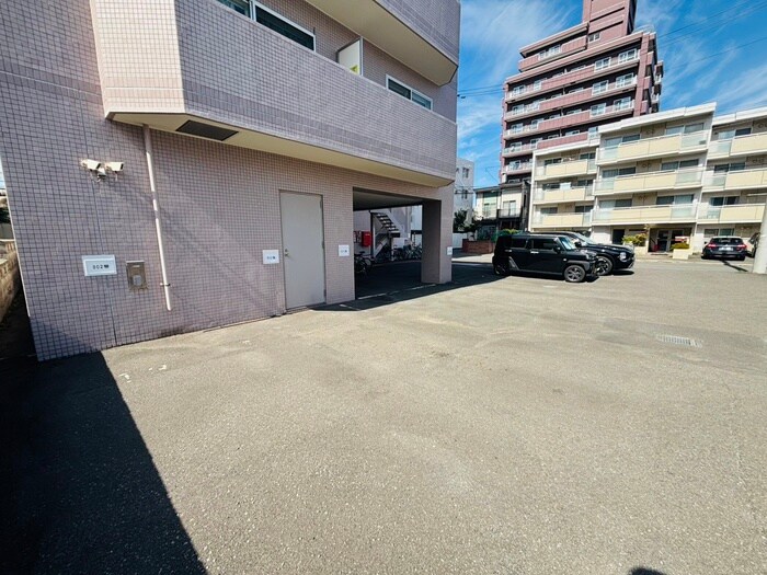 ジュマ旭ヶ丘の物件外観写真