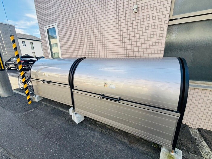 ジュマ旭ヶ丘の物件外観写真