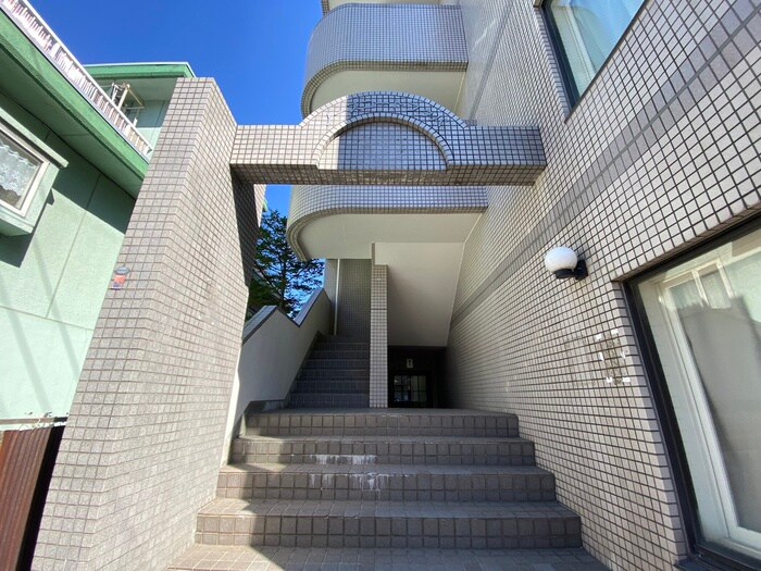 ノースコートフタバ南円山の物件外観写真