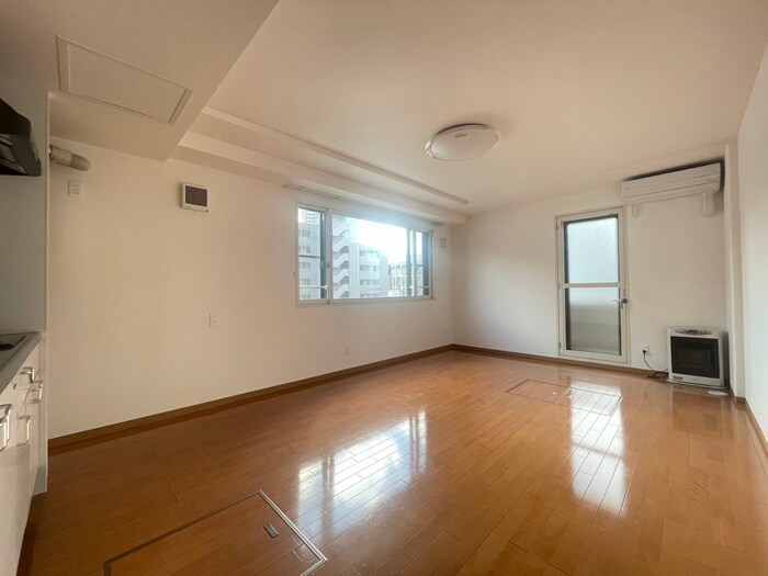 ＶＡＮＧＵＡＲＤ　ＱＵＡＬＩＡの物件内観写真