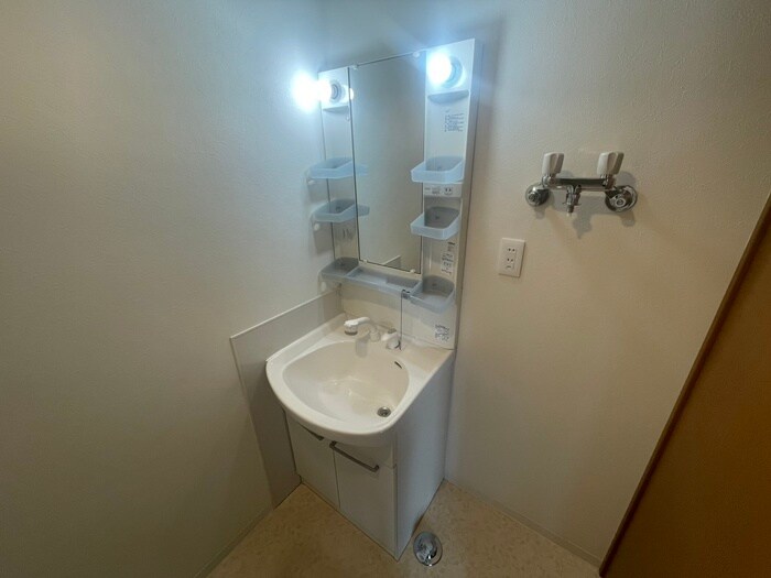 ＶＡＮＧＵＡＲＤ　ＱＵＡＬＩＡの物件内観写真