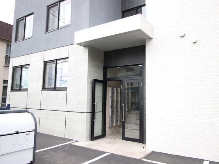 レブニーズ　ザ・レジデンスN21の物件外観写真