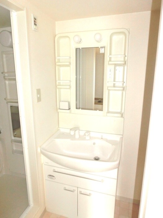 グランメ－ル本郷通の物件内観写真