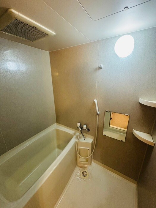 ブルーリーフ桑園の物件内観写真