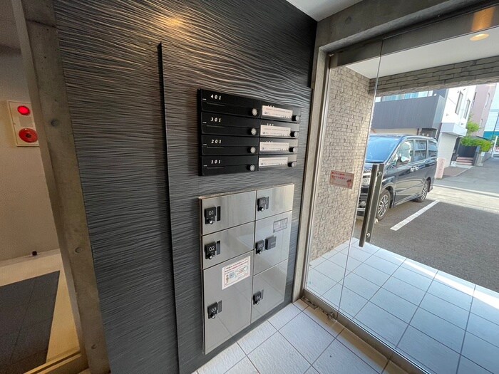 オール裏参道の物件外観写真