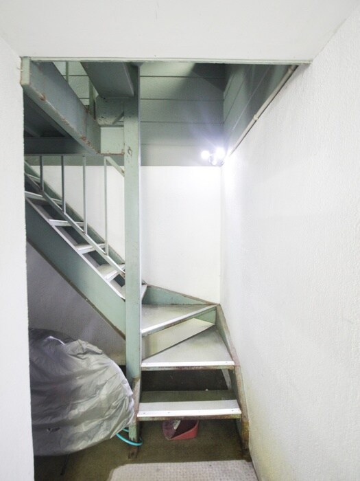 ツインコ－トＡ棟の物件外観写真