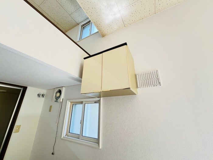 ツインコ－トＡ棟の物件内観写真