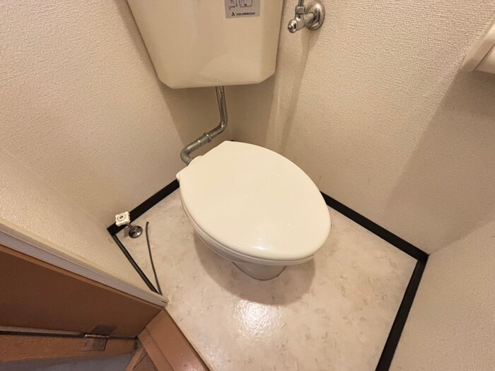 エスコ－ト美園中央の物件内観写真