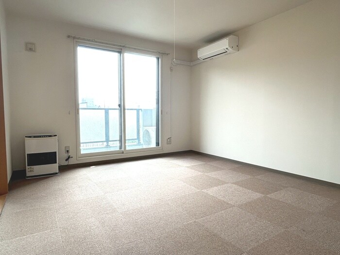 アルパインロ－ズⅡの物件内観写真