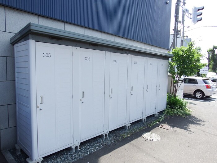 アルパインロ－ズⅡの物件外観写真