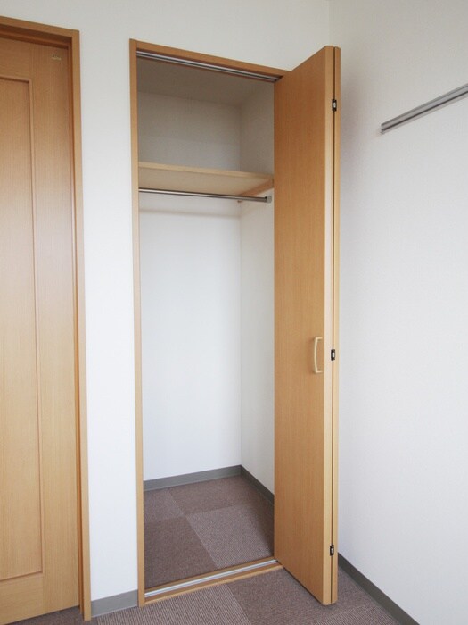 アルパインロ－ズⅡの物件内観写真