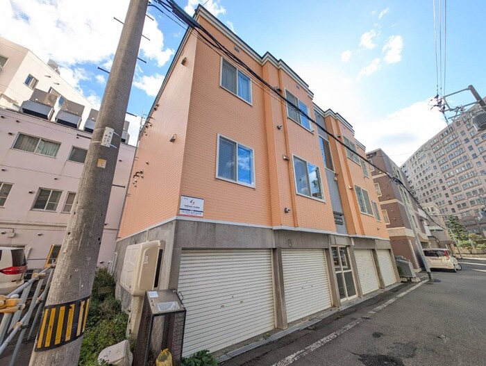 ﾌﾟﾗｲﾑﾊｳｽ琴似の物件外観写真