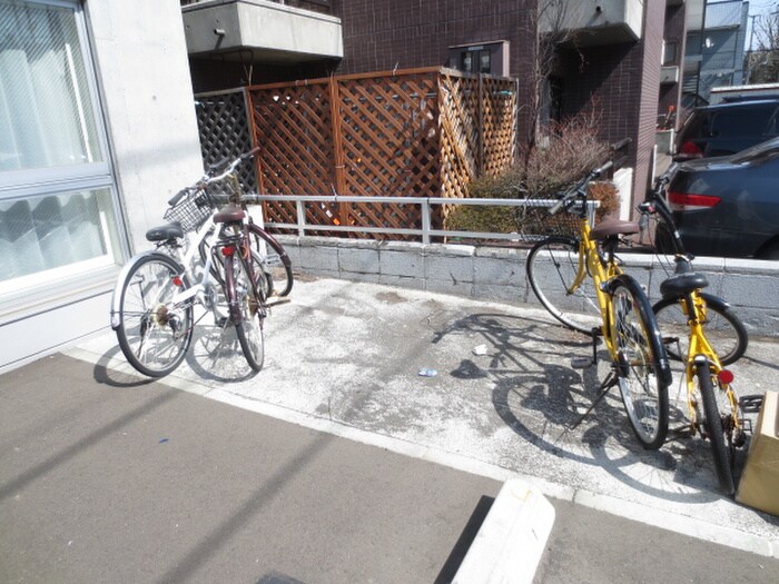 ジュネパレス札幌の物件外観写真