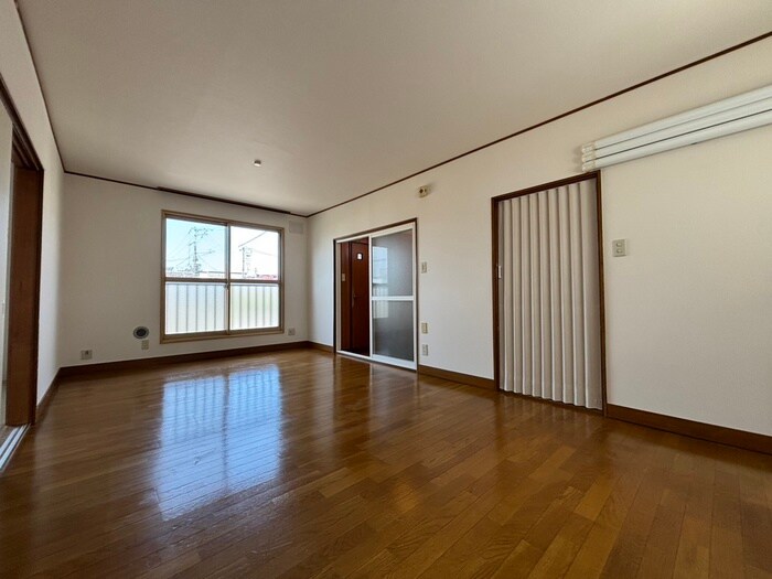 ロジェ北郷Ｂの物件内観写真