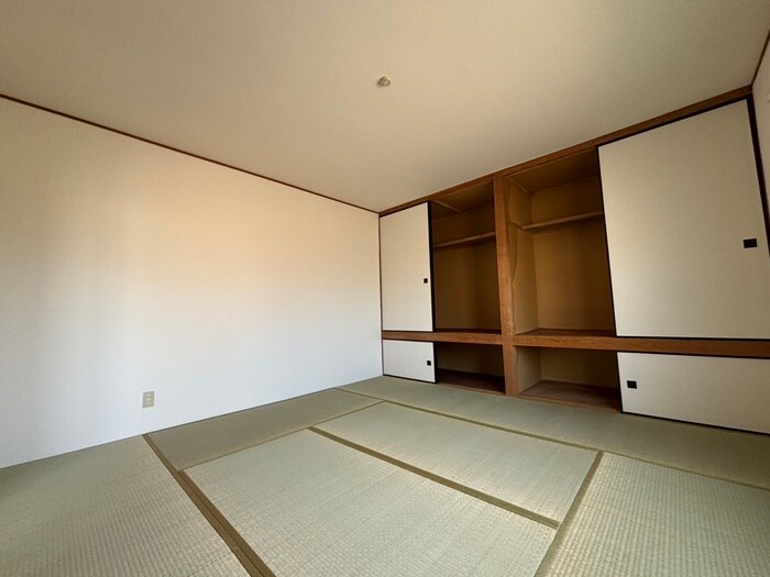 ロジェ北郷Ｂの物件内観写真