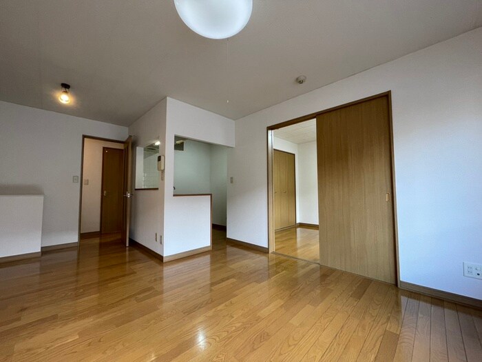 メゾンドゥーズの物件内観写真