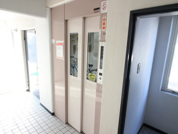 パレスダイヤの物件外観写真