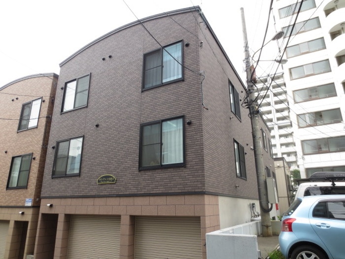 ウイングコート札幌Ⅱの物件外観写真