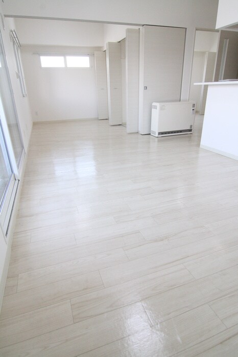 モルティ－ニ山鼻の物件内観写真