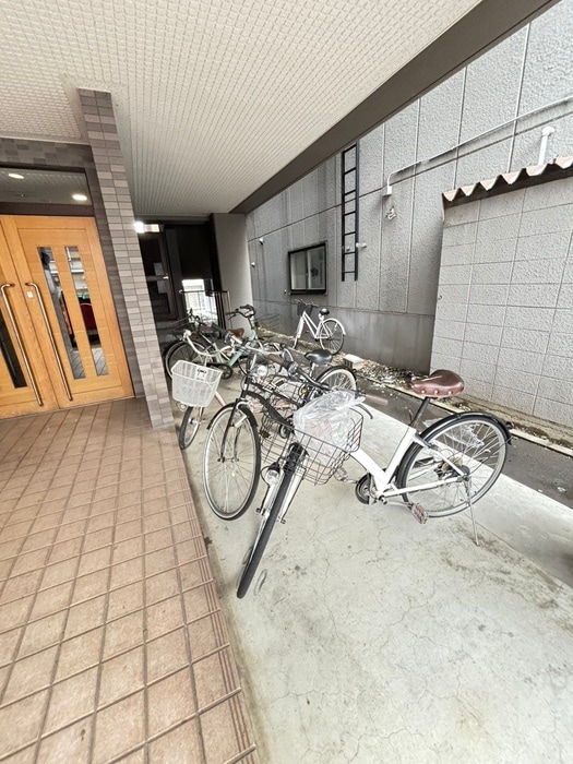 エ・アロール７０５の物件外観写真