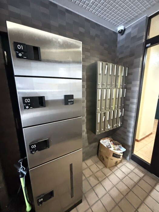 エ・アロール７０５の物件外観写真