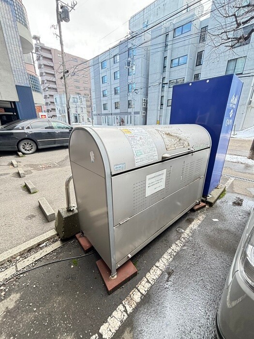 エ・アロール７０５の物件外観写真