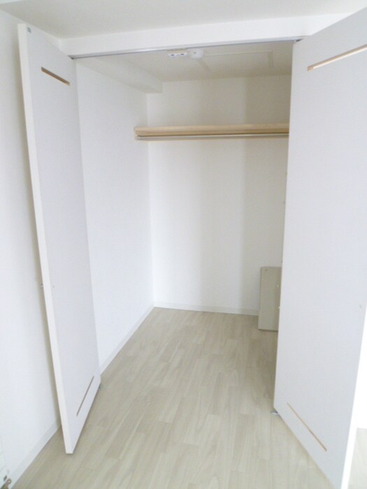 アスティル伏見の物件内観写真