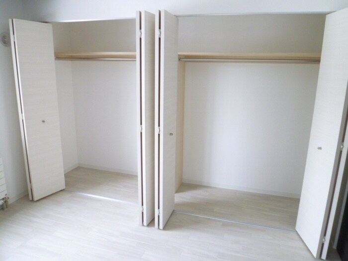 アスティル伏見の物件内観写真