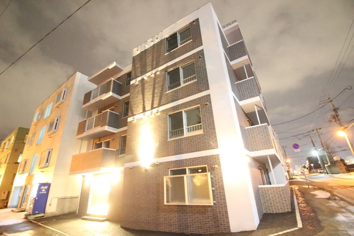 コスモス南郷丘の物件外観写真