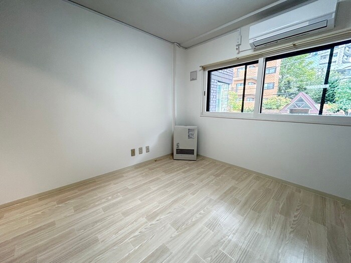 ｴｸｾﾚﾝﾄﾊｳｽ中島公園165の物件内観写真