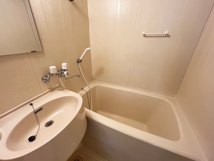 ｴｸｾﾚﾝﾄﾊｳｽ中島公園165の物件内観写真