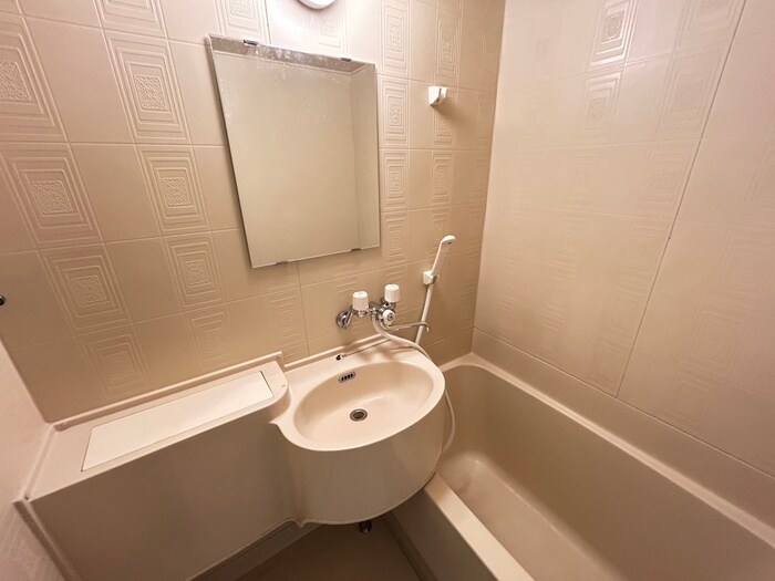 ｴｸｾﾚﾝﾄﾊｳｽ中島公園165の物件内観写真