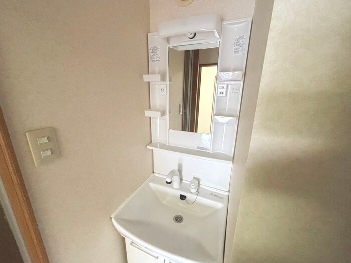 ｱ-ｽ南郷２１の物件内観写真