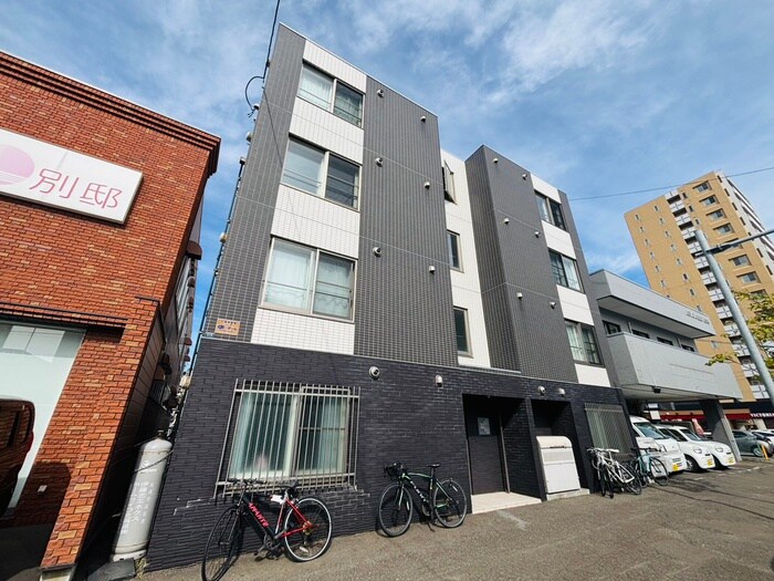 ソレイユ５２２の物件外観写真