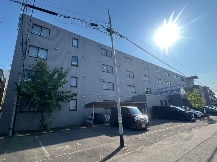 ファ－ストステ－ジＮ１６の物件外観写真