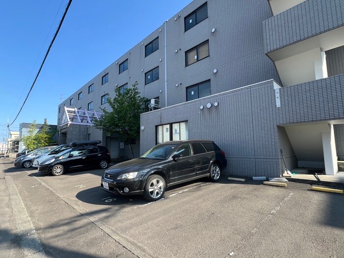 ファ－ストステ－ジＮ１６の物件外観写真