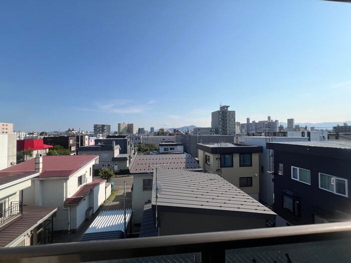 ファ－ストステ－ジＮ１６の物件内観写真