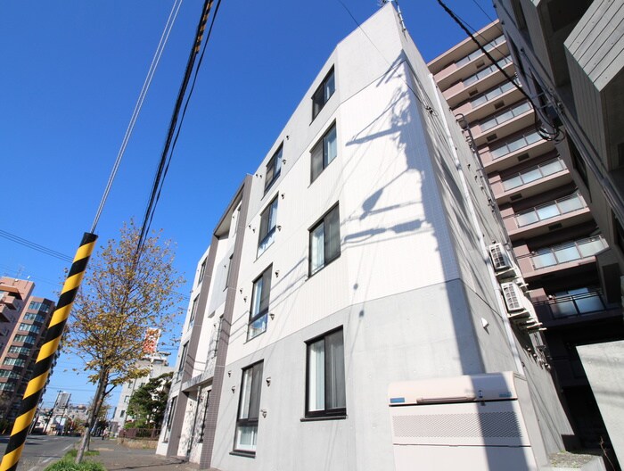 ALPHA南円山の物件外観写真