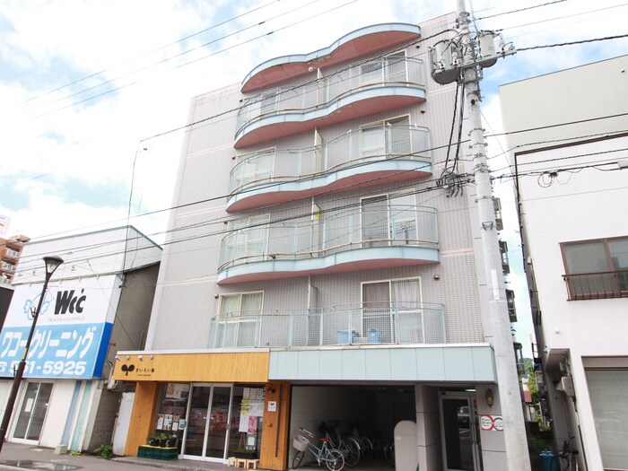 MORE　TONDENの物件外観写真