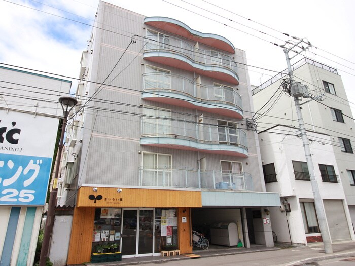 MORE　TONDENの物件外観写真