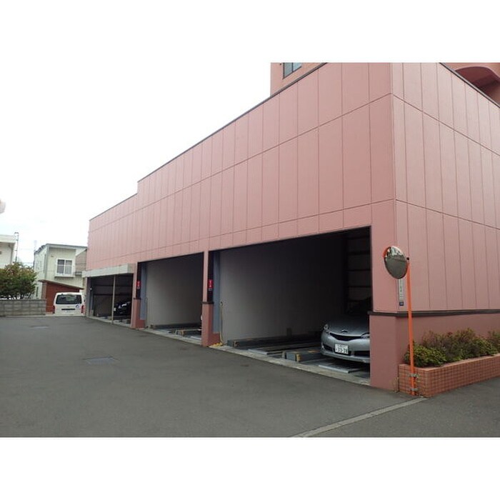 ミラベル・パ－ク宮の森の物件外観写真