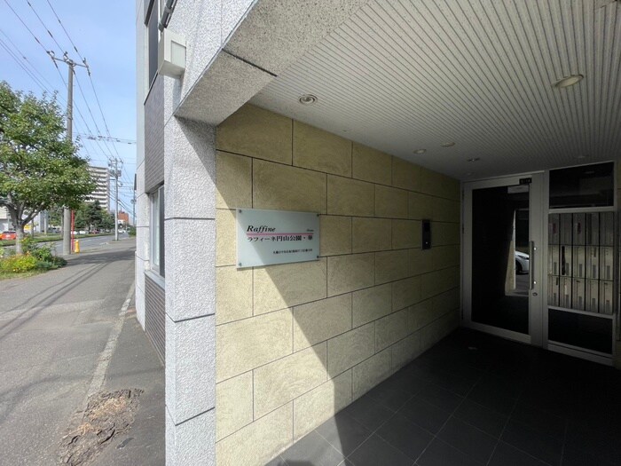 ラフィーネ円山公園・華の物件外観写真