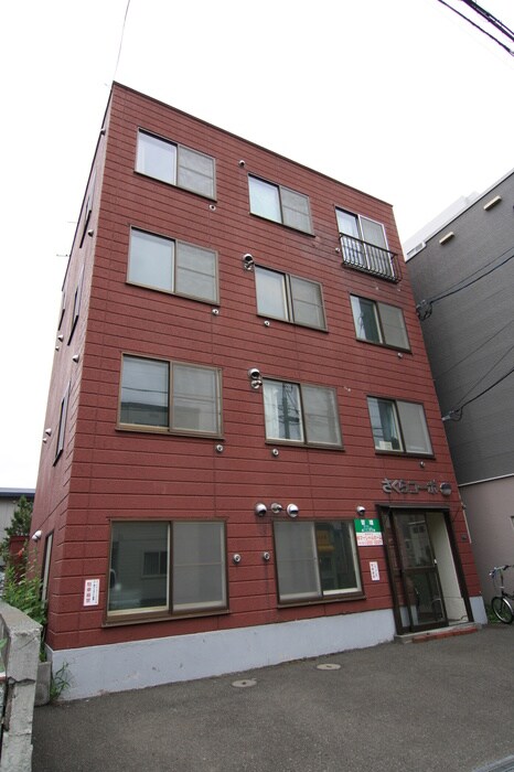 Asyl Court山鼻の物件外観写真