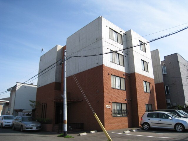 リンツ西野の物件外観写真