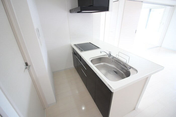 MODENA円山の物件内観写真