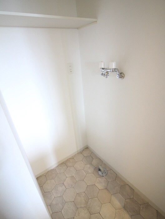 MODENA円山の物件内観写真