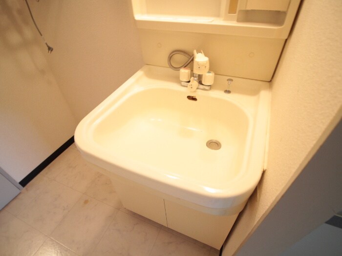 ビバリ－ヒルズの物件内観写真