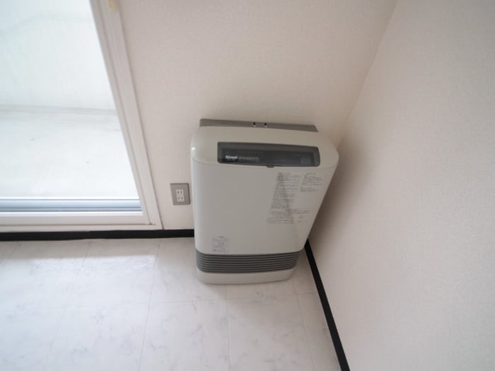 ビバリ－ヒルズの物件内観写真